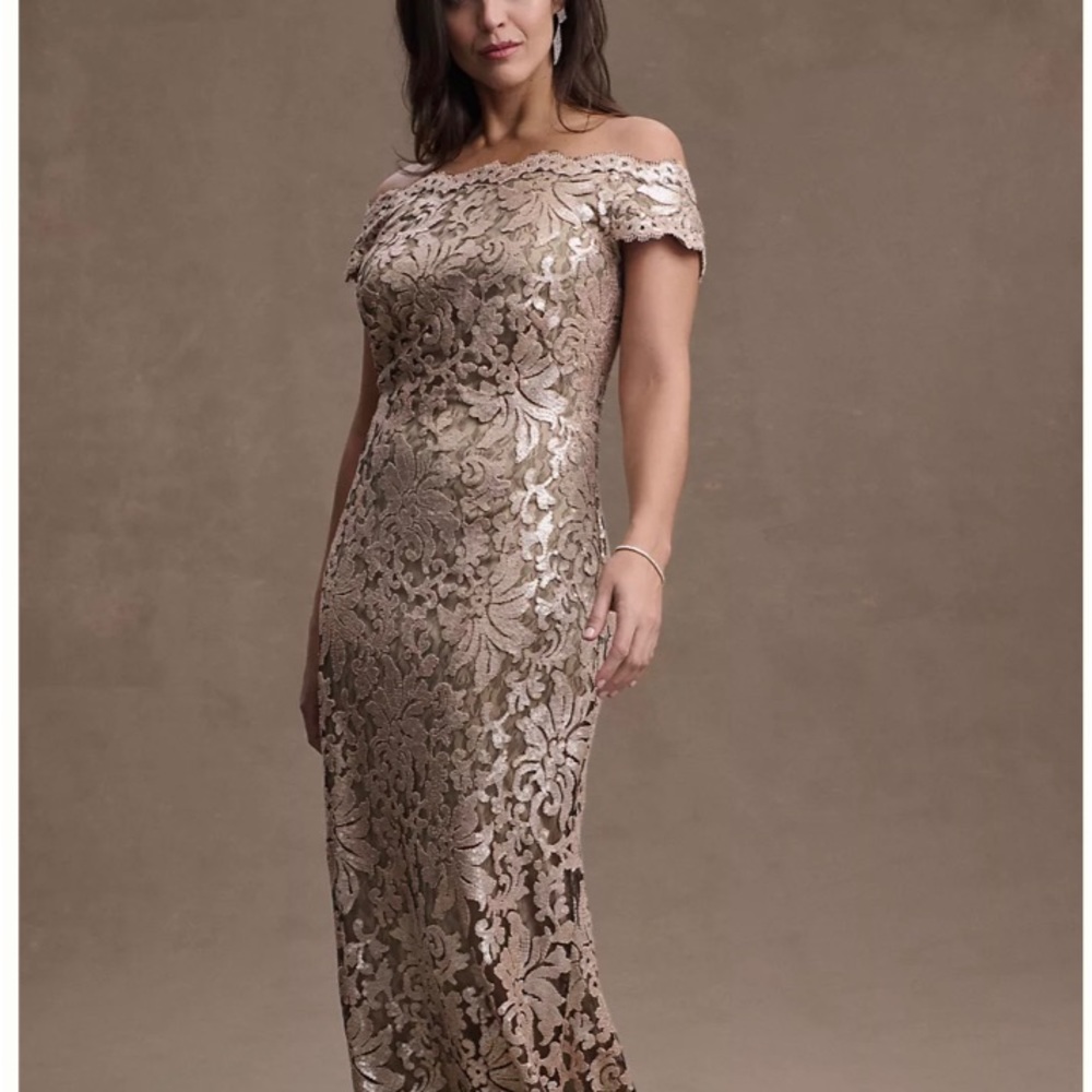 Adrianna Papell Beige/Gold Sequin Evening Gown - Size 8